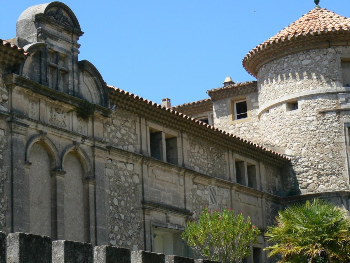 Charmante Maisonnette Au Coeur Du Village La Roque-d'Antheron Extérieur photo
